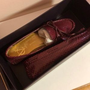 Vince Camuto Signature Flats